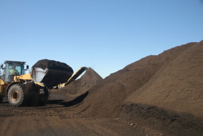 Wheatland Recology Composting Site Earns National Award Image